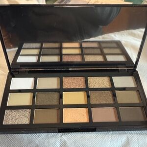Neutral Eyeshadow Palette - Warm & Shimmer Shades